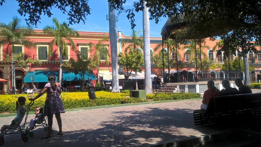 Hotel Machado Масатлан Екстериор снимка